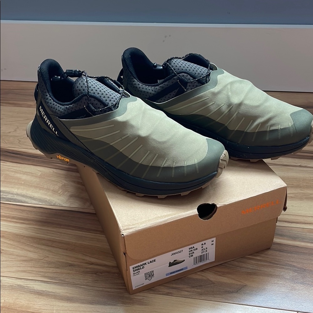 Merrell Men's Olive Trail Running Shoes